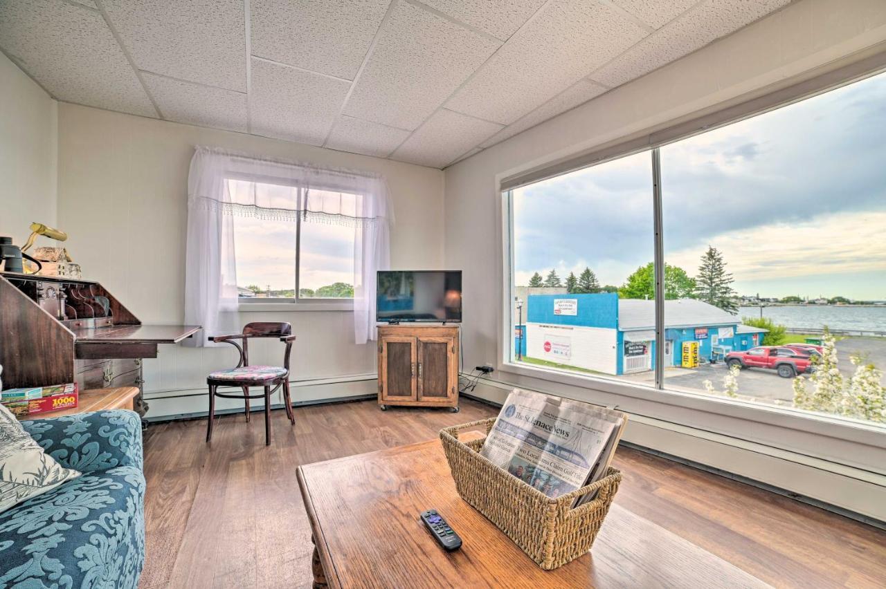 Walkable St Ignace Condo With Lake Huron Views Saint Ignace Bagian luar foto