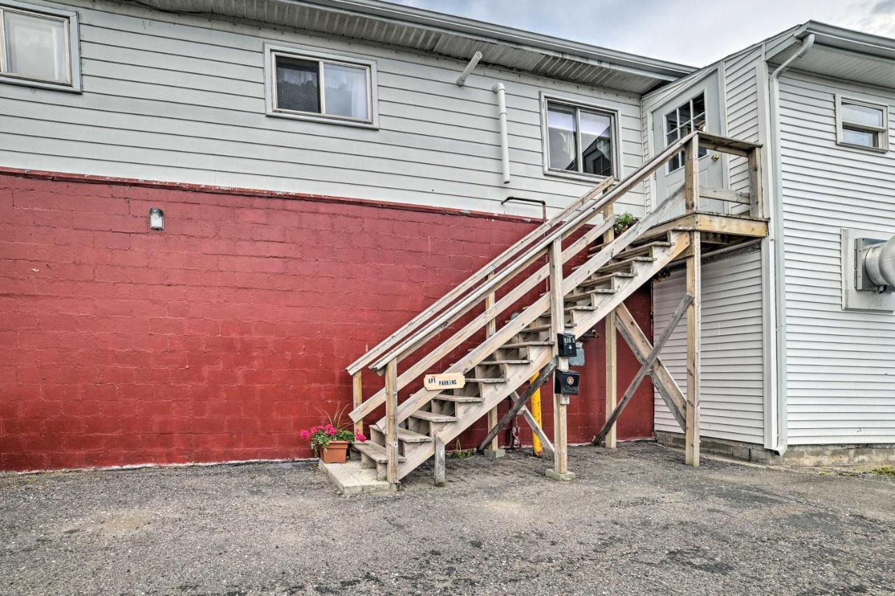 Walkable St Ignace Condo With Lake Huron Views Saint Ignace Bagian luar foto